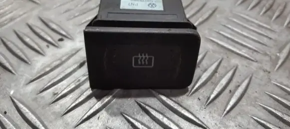 Volkswagen Golf IV Windscreen/window heater switch 1J0959621C