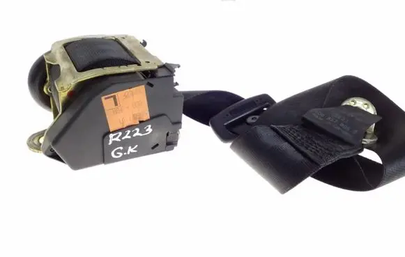 Audi A8 S8 D2 4D Rear seatbelt 4D0857805B