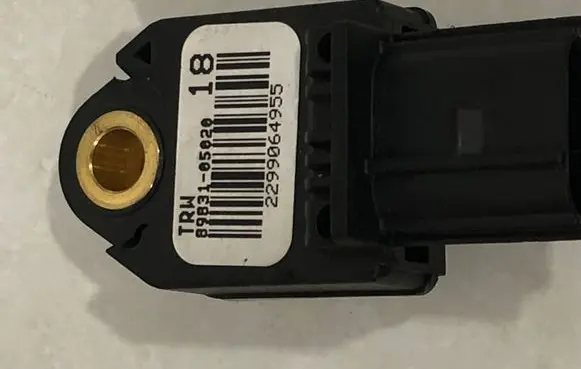 Toyota Verso Airbag deployment crash/impact sensor 8983105020