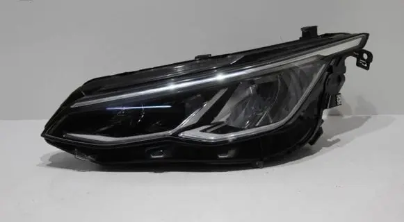 Volkswagen Golf VIII Headlight/headlamp 5H1941005B 90150890 8991VR4AA97E