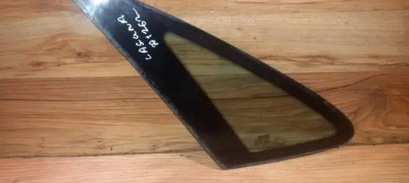 Renault Laguna I Rear side window