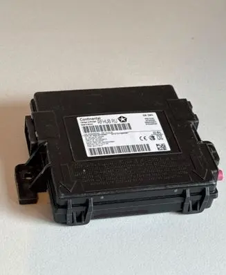 Chrysler Pacifica Keyless (KESSY) go control unit/module 68217818af 95450502A 20151210000361
