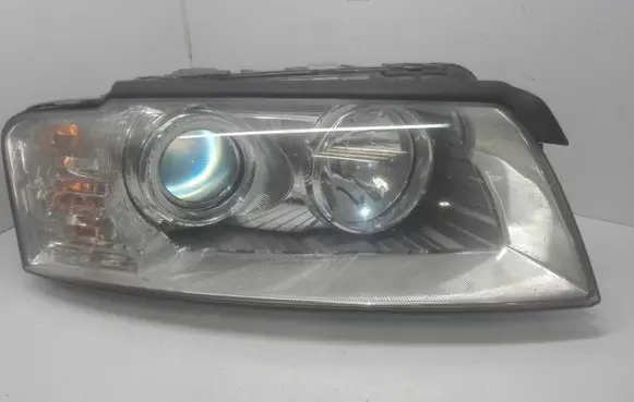 Audi A8 S8 D3 4E Headlight/headlamp 0014771475
