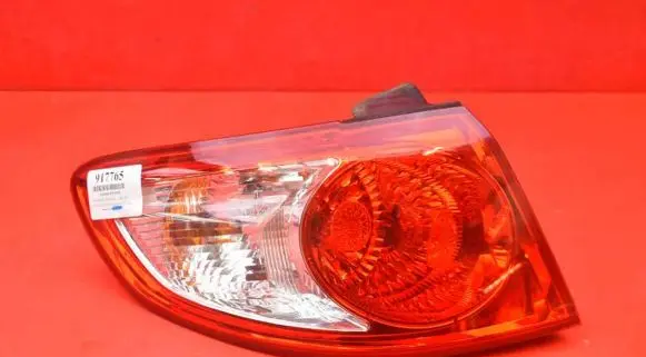 Hyundai Santa Fe Rear/tail lights 92401-2B0L