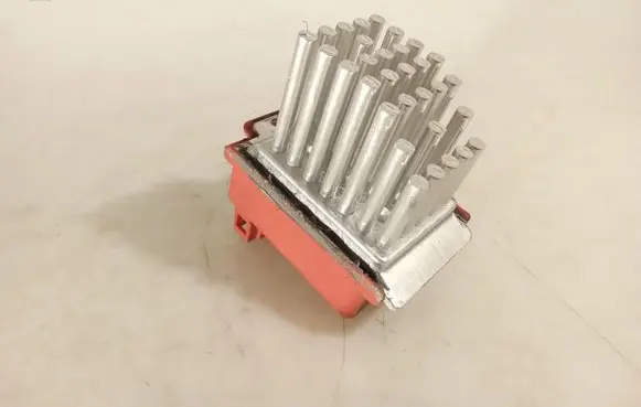 Audi TT Mk1 Heater blower motor/fan resistor 657364M