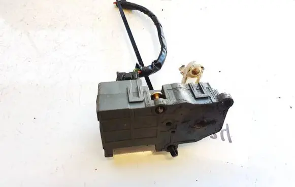 Hyundai H-1, Starex, Satellite Air flap motor/actuator mk6f051800 ah100337a