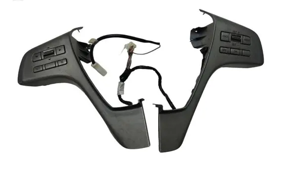 Steering wheel buttons/switches