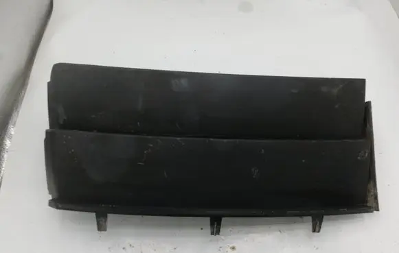 Land Rover Range Rover L322 Fender grill 51137026899 7026899
