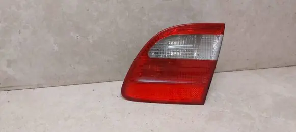 Mercedes-Benz E W211 Tailgate rear/tail lights A2118201464