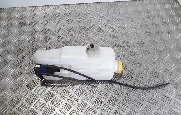 Renault Twingo III Windshield washer fluid reservoir/tank A4538600060 289105267R