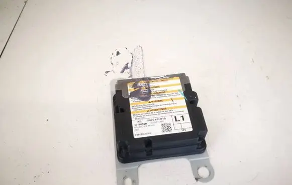 Subaru Outback (BS) Airbag control unit/module 98221al01a 0285011688