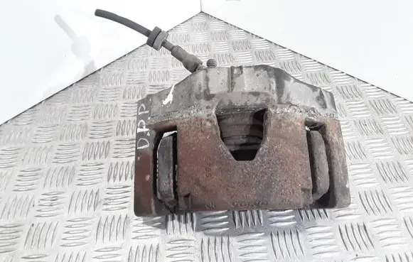 Volvo XC90 Front brake caliper 30657307