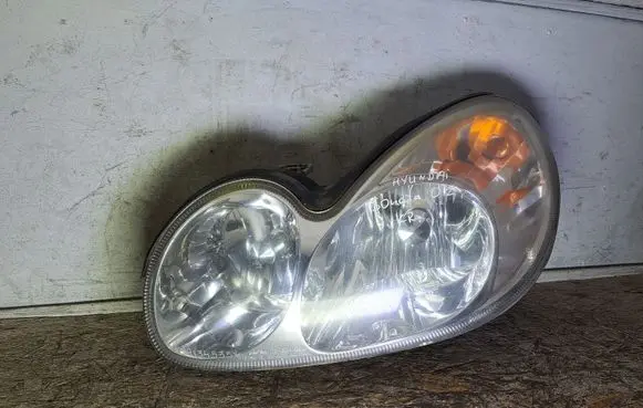 Hyundai Sonata Headlight/headlamp