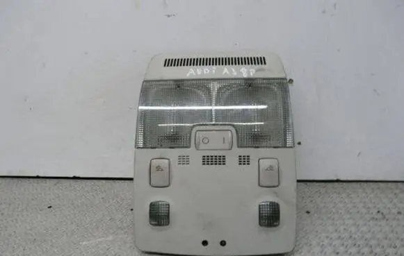 Audi A3 S3 8P Front seat light 8e0947135e