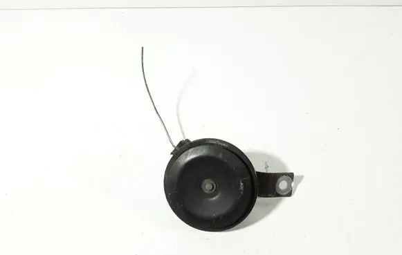Toyota Auris 150 Horn signal 28657625 007425 000208