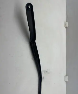 BMW 5 F10 F11 Front wiper blade arm 61617182459