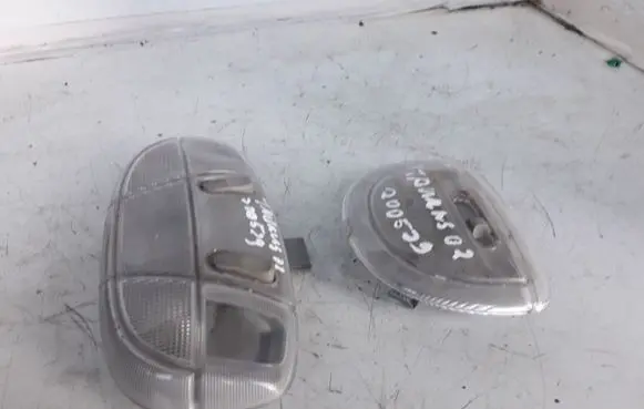Ford Taurus Front seat light