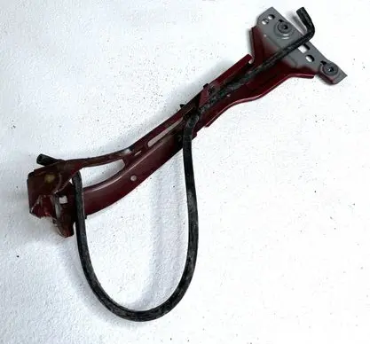 Audi A4 S4 B9 Fender mounting bracket 8W0821135C