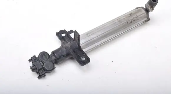 Citroen C4 I Picasso Headlight washer pump 