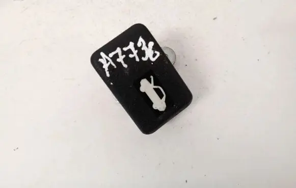 Engine bonnet (hood) release handle