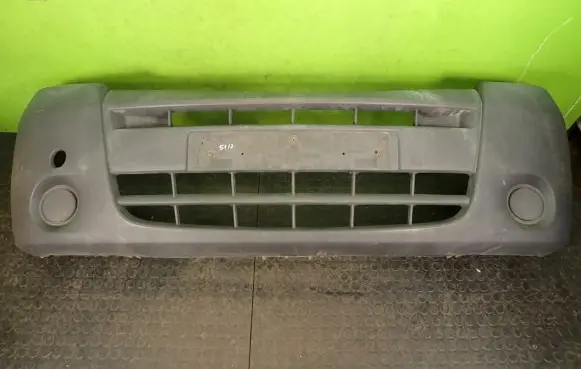 Renault Master II Front bumper