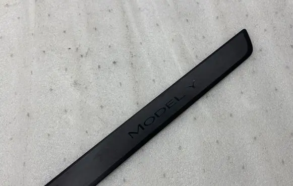 Tesla Model Y Front sill trim cover 149430100B
