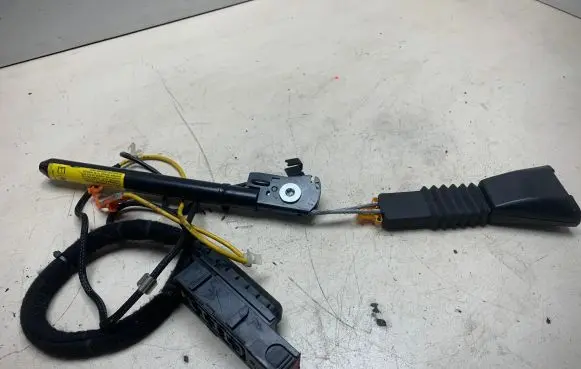 Opel Meriva A Front seatbelt buckle 13130378 R5032400897