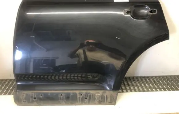 Rear door