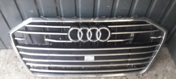 Audi A6 S6 C8 4K Front bumper upper radiator grill 4K0853651