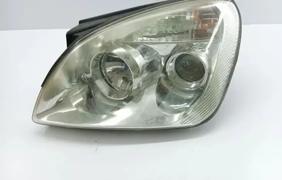 KIA Carens II Headlight/headlamp A044936