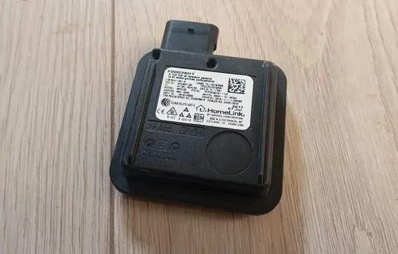 Tesla Model S Other control units/modules 109781400A