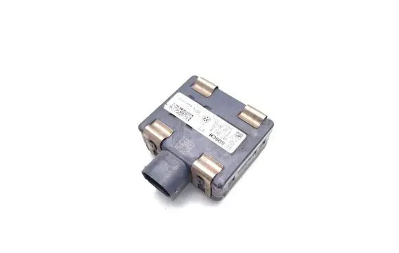 Volkswagen PASSAT B8 Distronic sensor radar 3Q0907561B 0203300334 3Q0907572A