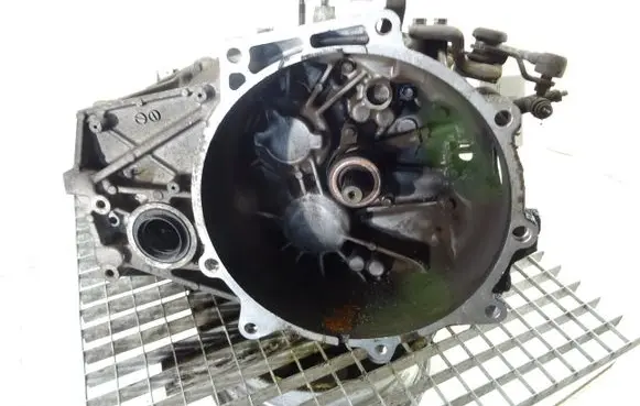 Mitsubishi Lancer VIII Manual 5 speed gearbox BBZ