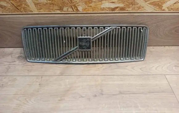 Volvo 850 Front grill 1390499 50091