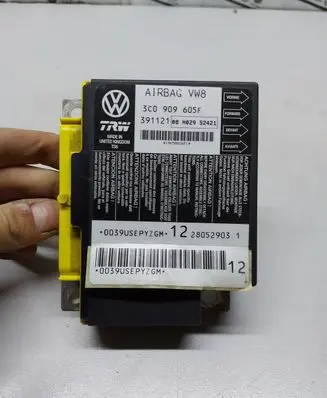 Volkswagen PASSAT B6 Airbag control unit/module 3C0909605F