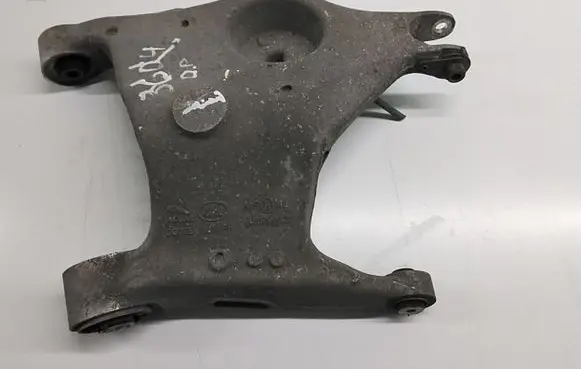 Jaguar XE Rear upper control arm/wishbone GG0BE1230