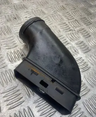 Mercedes-Benz A W168 Air intake duct part A6680940382