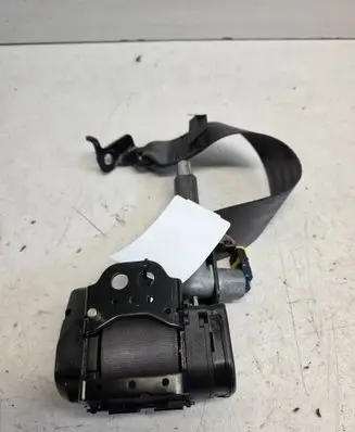 Volvo S80 Rear seatbelt 39965831