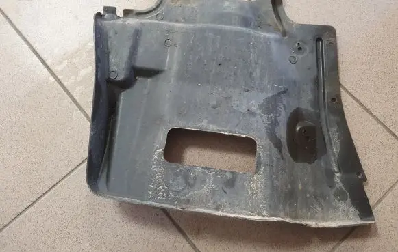 Mitsubishi Outlander Engine splash shield/under tray MR974865