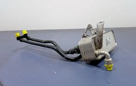 BMW X4 F26 Engine oil radiator 8514515