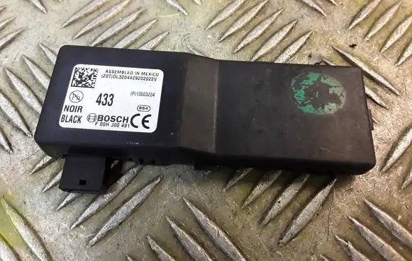 Opel Insignia A Alarm control unit/module 13503204