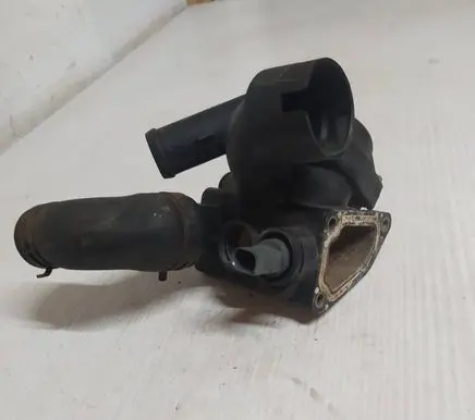 Volkswagen Sharan Thermostat 022121117c 022121121E