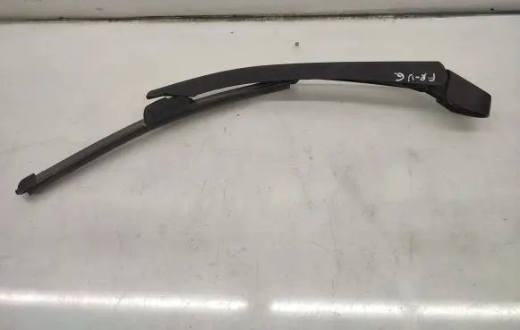 Honda FR-V Rear wiper blade arm