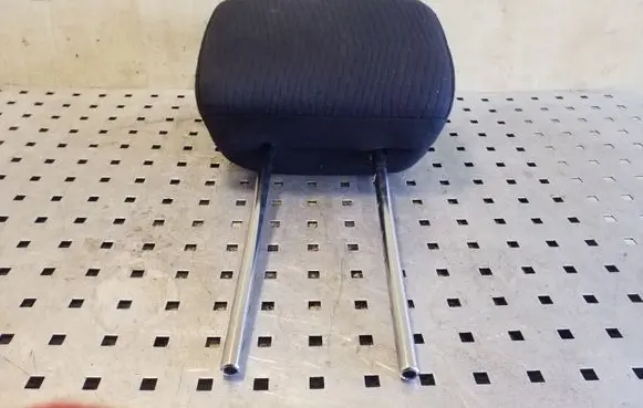 Subaru Outback Front seat headrest 
