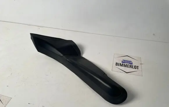 BMW 5 G30 G31 Other trunk/boot trim element 630371
