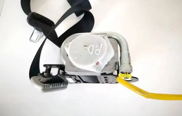 Mazda CX-7 Front seatbelt tkaf2h849 tk-af2-h849