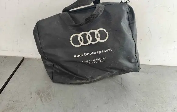 Audi Q2 - First aid kit 4L0093108B