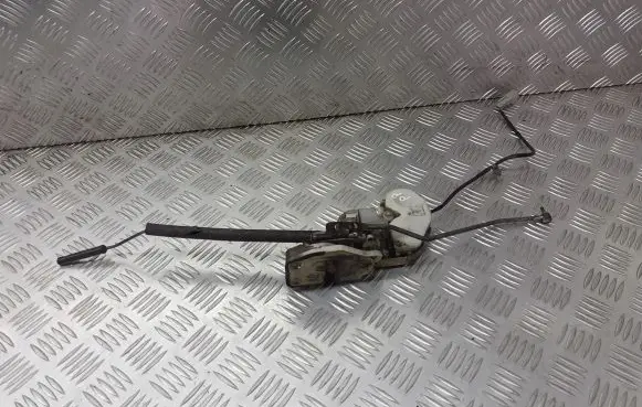 Honda CR-V Front door lock BRAK
