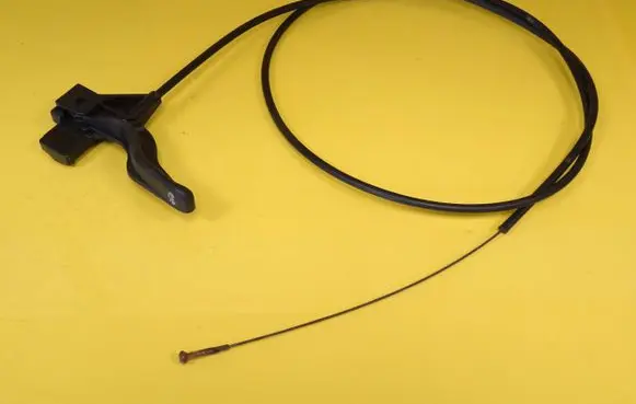 Engine bonnet/hood lock release cable
