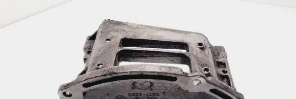 Toyota Avensis T220 Other engine part 1137702011